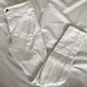 Hollister White super skinny jeans